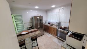 Image 4 - 732873