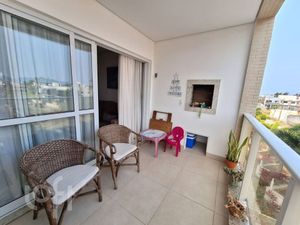 Image 11 - 732880
