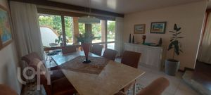 Image 1 - 732913