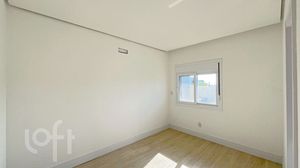 Image 36 - 732928