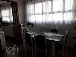 Image 4 - 733404