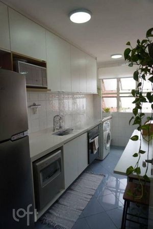 Image 12 - 733998