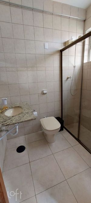 Image 19 - 734401