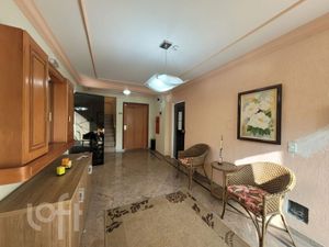 Image 30 - 734558