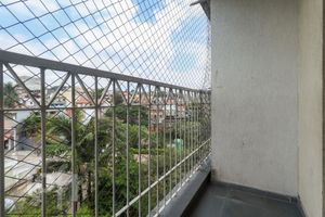 Image 20 - 734616