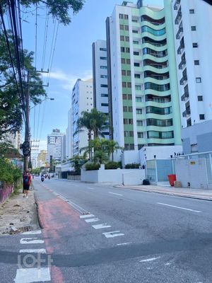 Image 23 - 735111