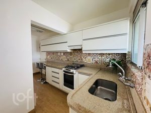 Image 30 - 735132