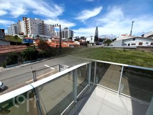 Image 4 - 735179