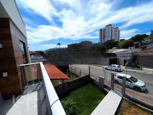 Image 5 - 735179