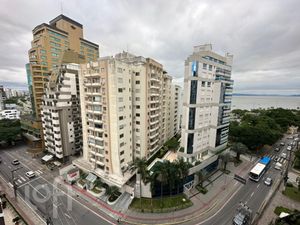 Image 22 - 735207