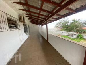 Image 18 - 735212