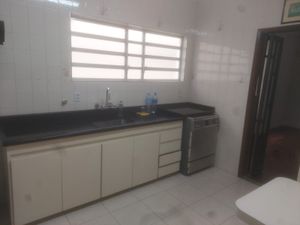 Image 10 - 735220