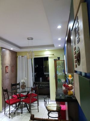 Image 8 - 735238