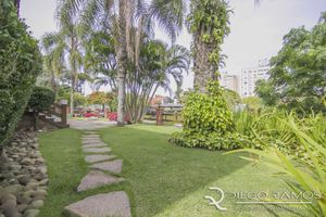 Image 22 - 7353