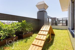 Image 16 - 735348