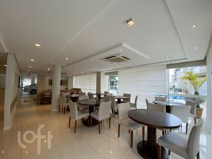 Image 35 - 735666