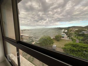 Image 7 - 735779