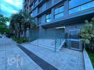 Image 6 - 735779