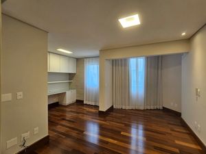 Image 13 - 735831