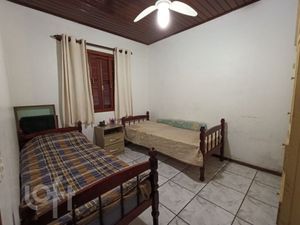 Image 18 - 736037