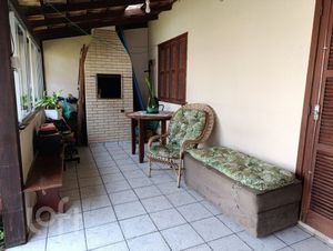 Image 2 - 736037