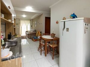 Image 5 - 736042