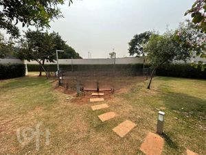 Image 37 - 736167