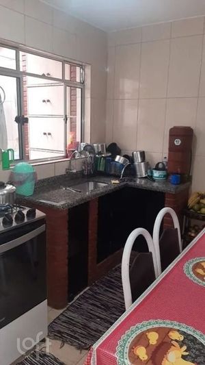 Image 4 - 736241