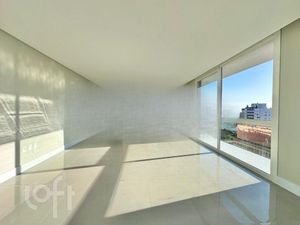 Image 3 - 736250