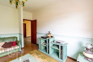 Image 25 - 736267