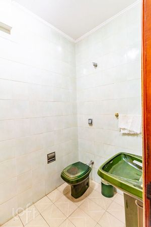 Image 38 - 736267