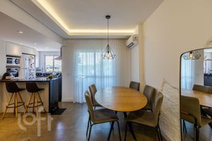 Image 7 - 736280