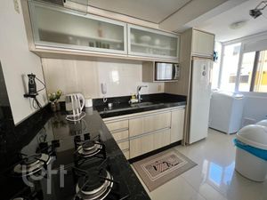 Image 14 - 736578