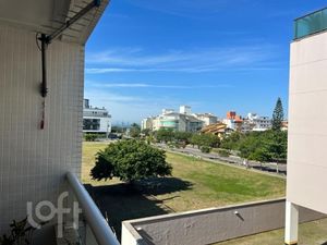 Image 19 - 736578