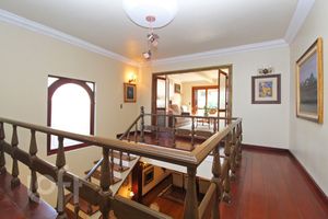 Image 24 - 736703