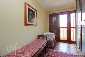 Image 34 - 736703