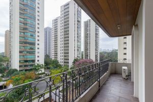 Image 22 - 736740