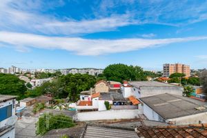 Image 34 - 736752