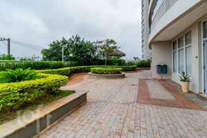 Image 44 - 736758