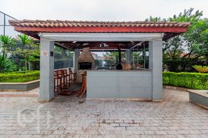 Image 32 - 736758