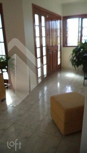 Image 19 - 736804