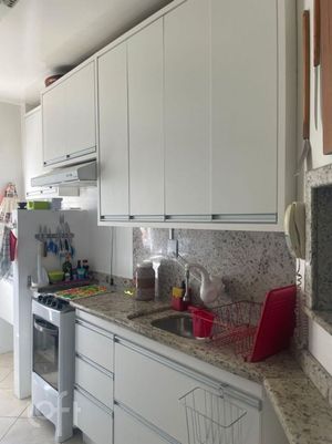 Image 12 - 736882