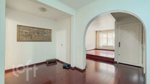 Image 22 - 736945