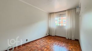Image 36 - 736945