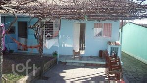 Image 19 - 737113