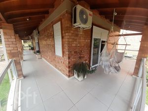 Image 24 - 737114