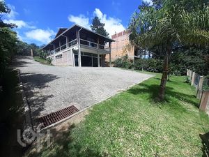Image 25 - 737114