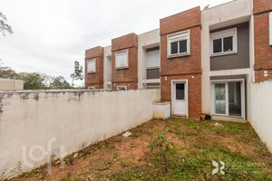 Image 7 - 737127