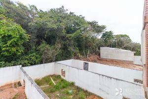 Image 30 - 737127