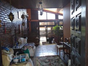 Image 1 - 737137